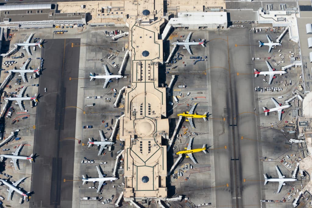 ACI World chính là tổ chức quản lý sân bay hàng đầu thế giới. Nếu bạn yêu thích các thông tin, số liệu và sự đa dạng về cơ sở hạ tầng hàng không, hãy xem hình ảnh liên quan đến ACI World để cập nhật thêm kiến thức về ngành hàng không.