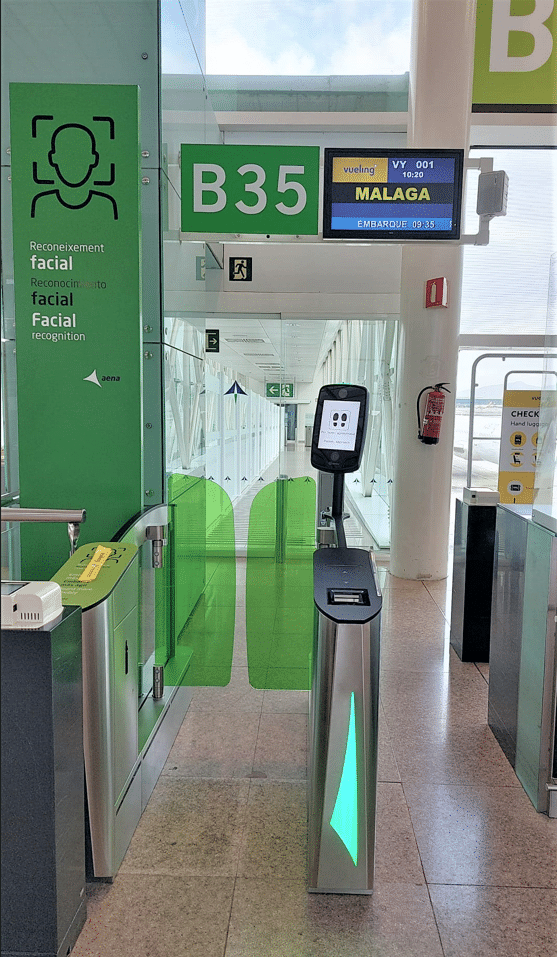 AENA-Biometric-boarding-gate